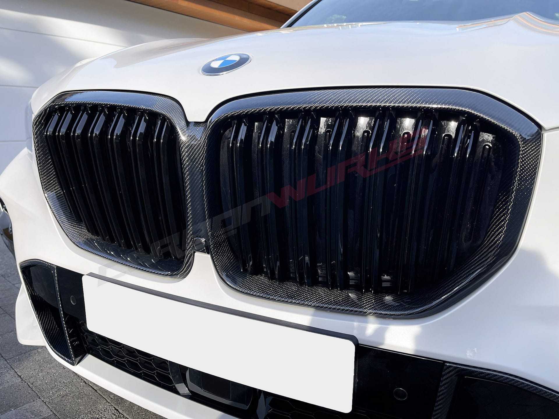 WMBMWG05CarbonGrilles04scaled_2nd